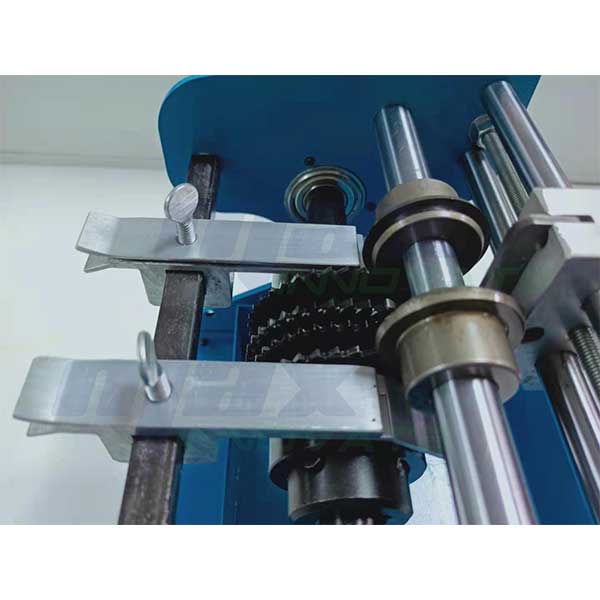 Axial Components Lead Cutter